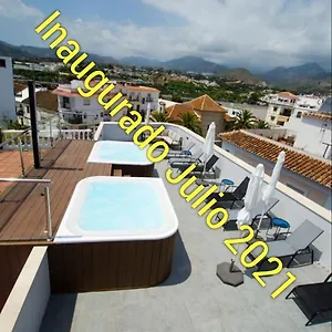 Nerja-centro-jacuzzi- Mirador De La Ermita- Adults Recommended Maison d'hôtes